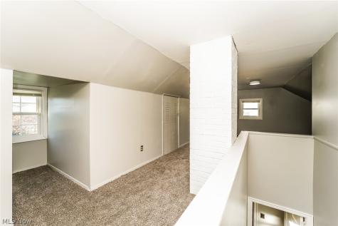 16315 Westview Avenue Cleveland OH 44128