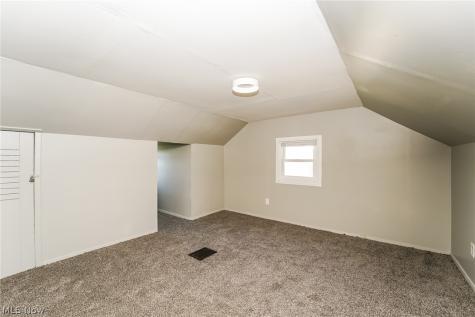 16315 Westview Avenue Cleveland OH 44128