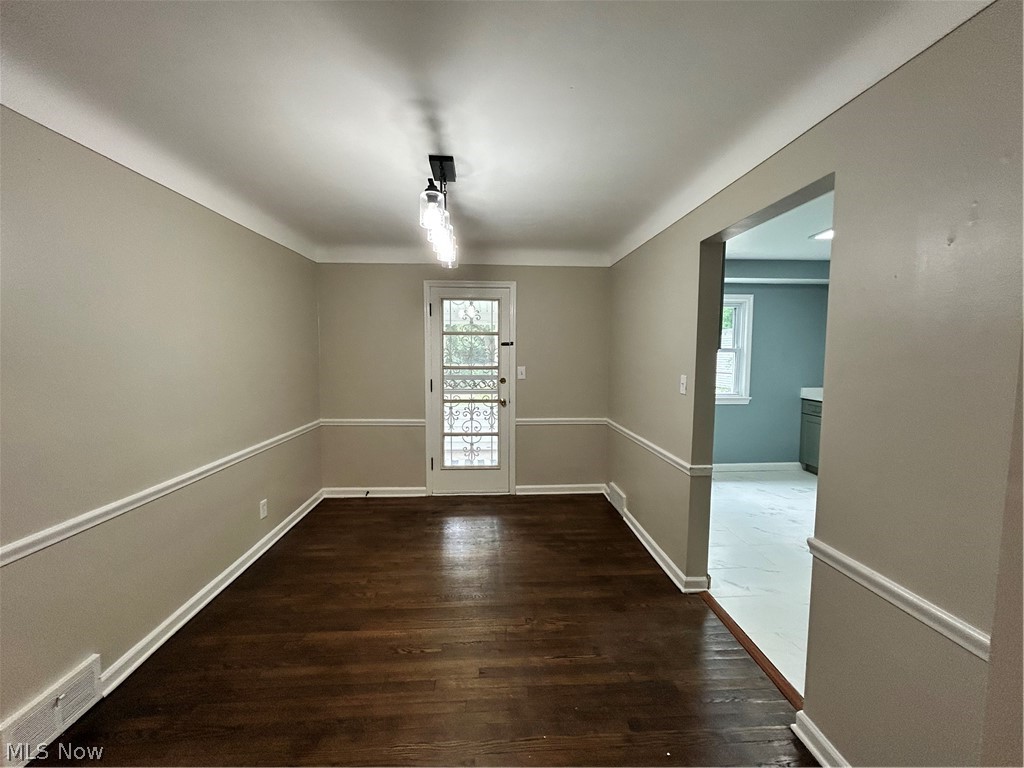13099 Cedar Road Cleveland Heights OH 44118