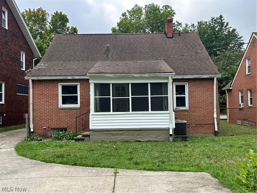 13099 Cedar Road Cleveland Heights OH 44118