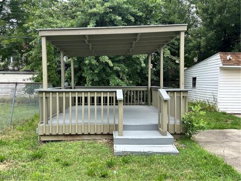 13099 Cedar Road Cleveland Heights OH 44118