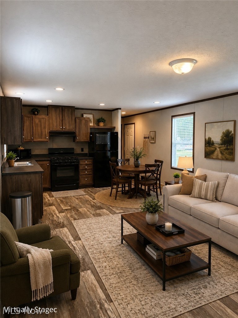 58 Betty Lou Drive Middlefield OH 44062