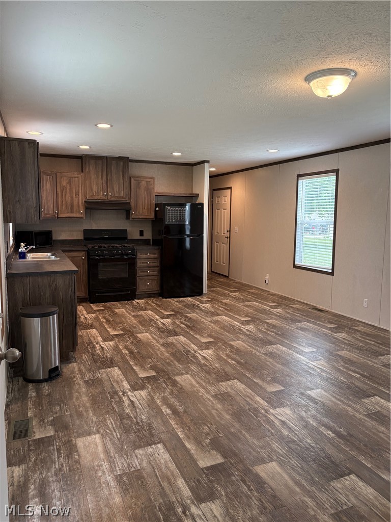 58 Betty Lou Drive Middlefield OH 44062
