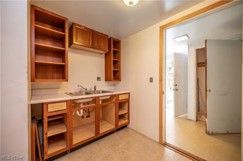 108 Fairlawn Avenue Niles OH 44446