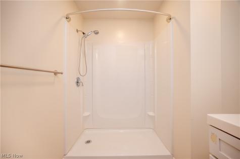 108 Fairlawn Avenue Niles OH 44446