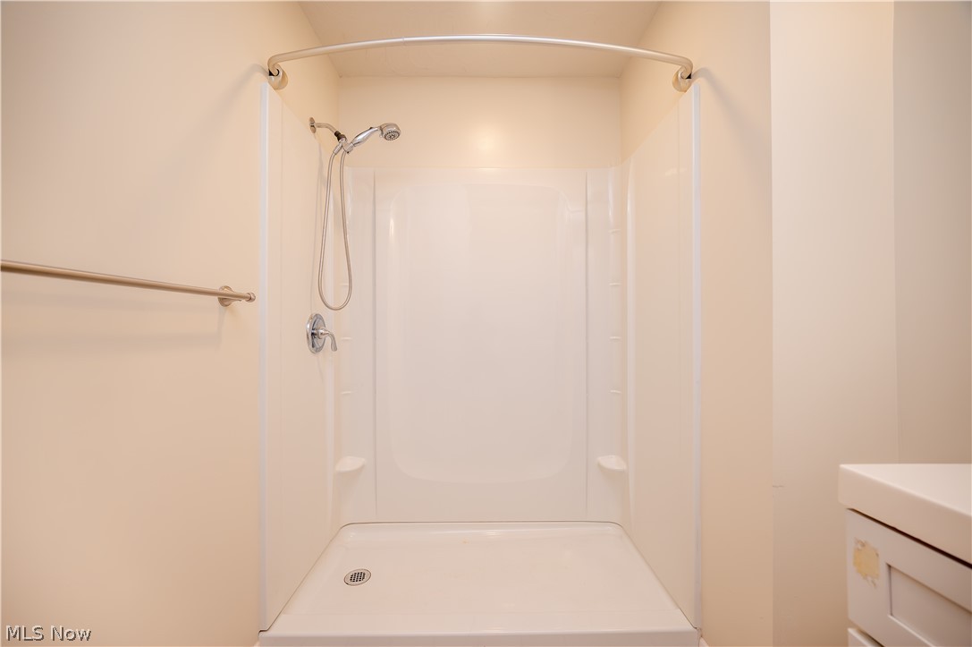 108 Fairlawn Avenue Niles OH 44446