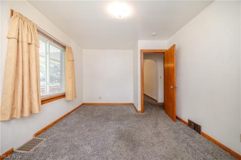 108 Fairlawn Avenue Niles OH 44446