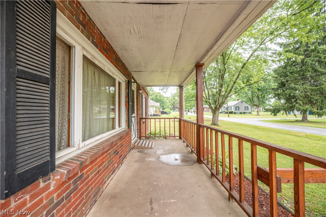 108 Fairlawn Avenue Niles OH 44446