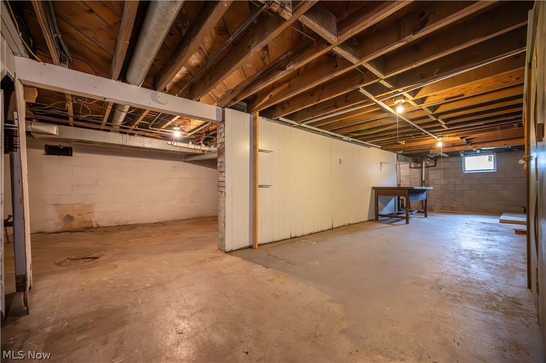 108 Fairlawn Avenue Niles OH 44446