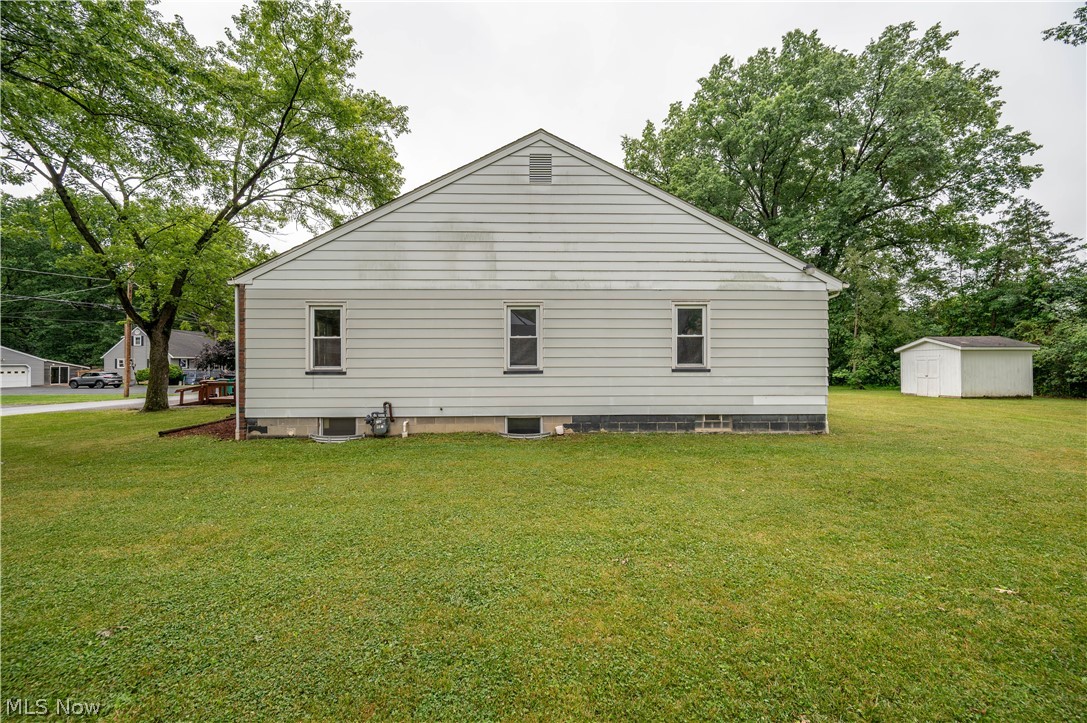 108 Fairlawn Avenue Niles OH 44446