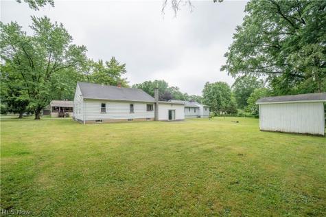 108 Fairlawn Avenue Niles OH 44446