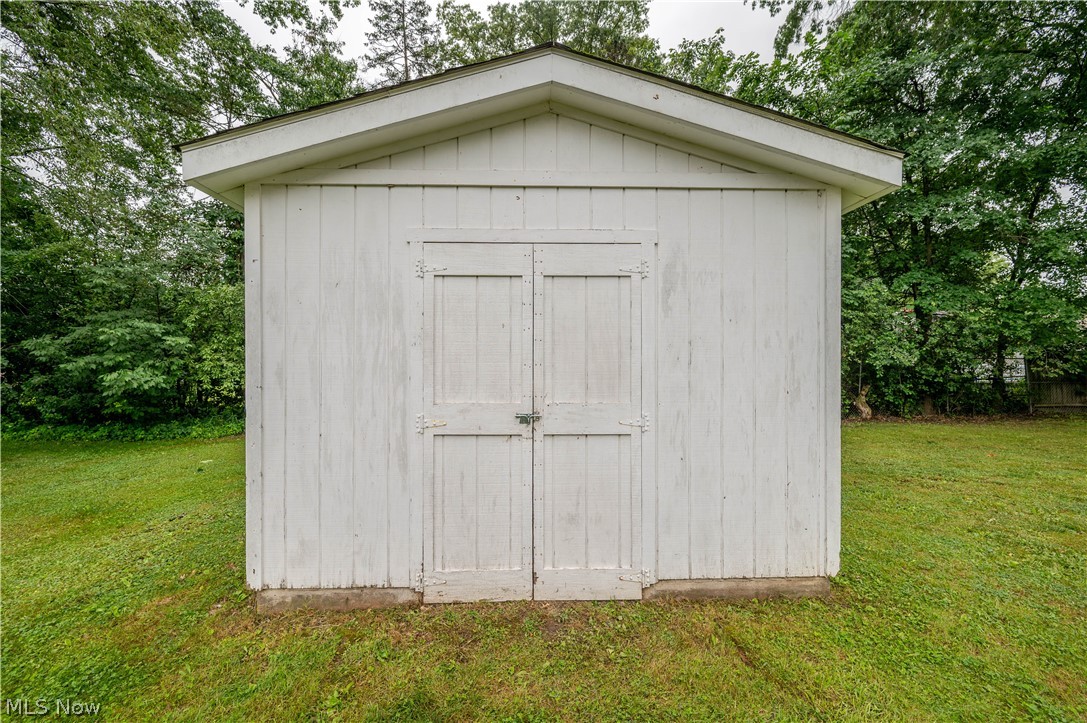 108 Fairlawn Avenue Niles OH 44446