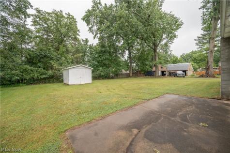 108 Fairlawn Avenue Niles OH 44446
