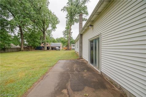 108 Fairlawn Avenue Niles OH 44446