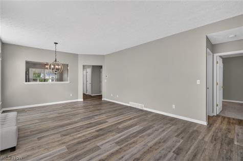 4246 Settlers Way Brunswick OH 44212