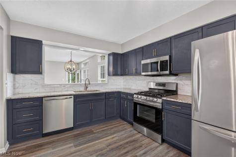 4246 Settlers Way Brunswick OH 44212