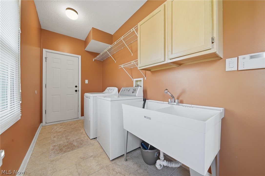 25021 Forbes Road Oakwood Village OH 44146
