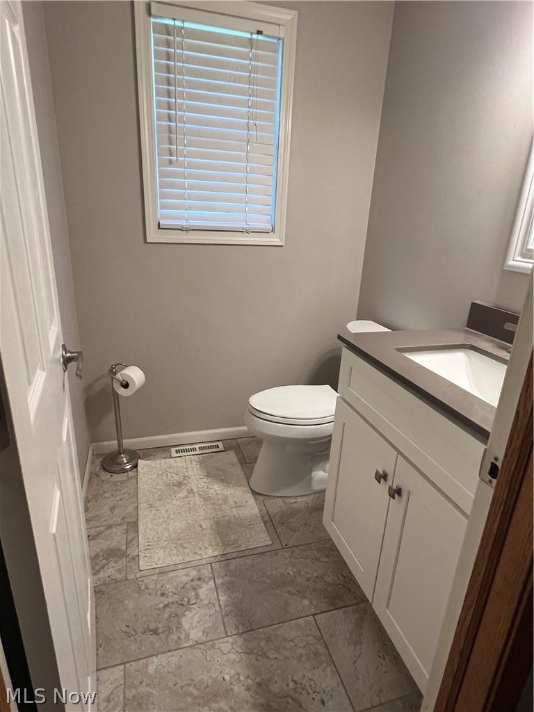 187 Kingsbury Point Madison OH 44057
