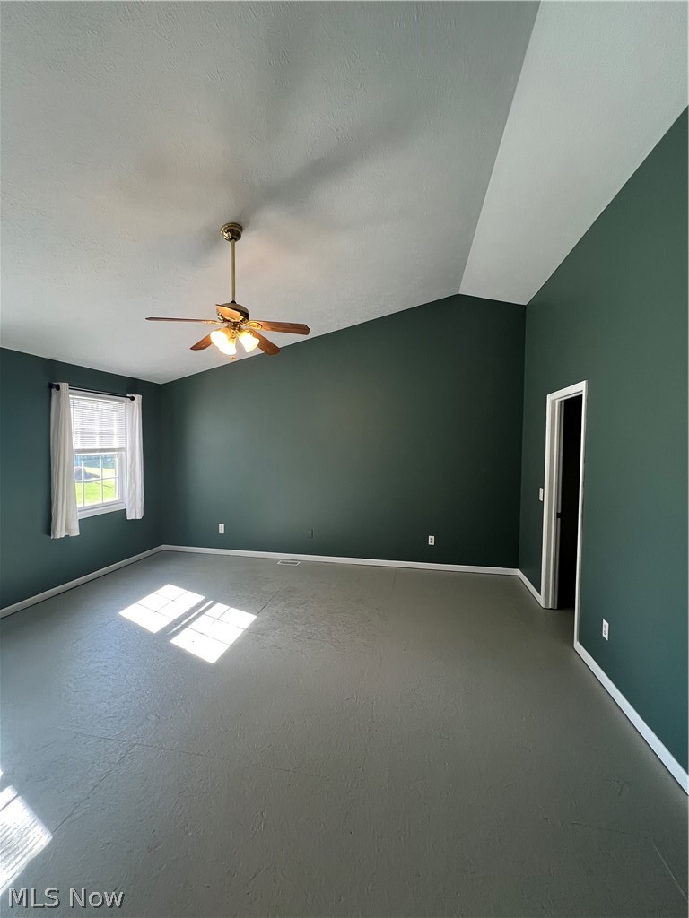 187 Kingsbury Point Madison OH 44057