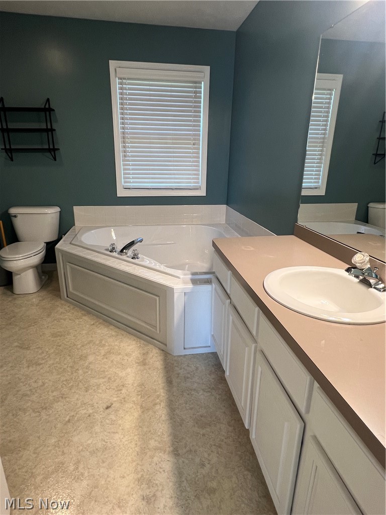187 Kingsbury Point Madison OH 44057