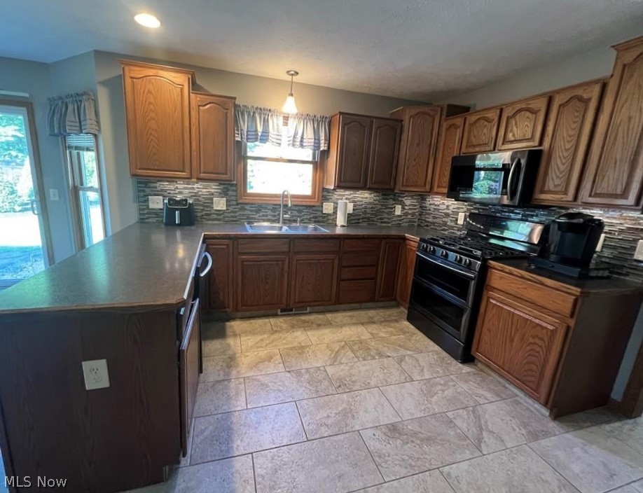 187 Kingsbury Point Madison OH 44057