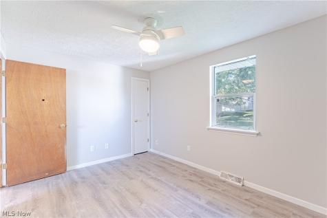 377 25th Street NW Massillon OH 44647