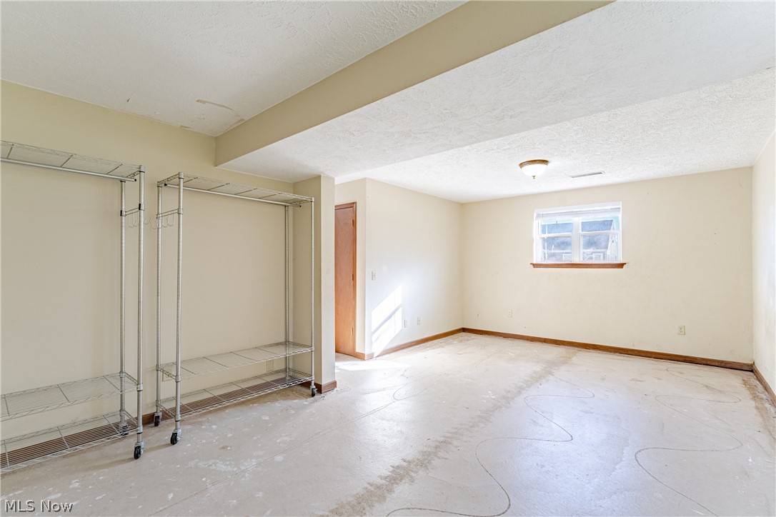 377 25th Street NW Massillon OH 44647
