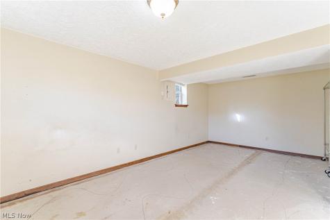 377 25th Street NW Massillon OH 44647