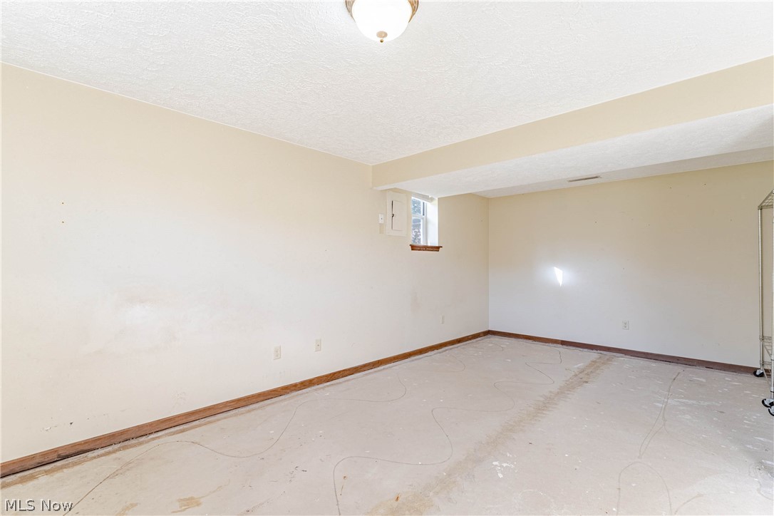 377 25th Street NW Massillon OH 44647