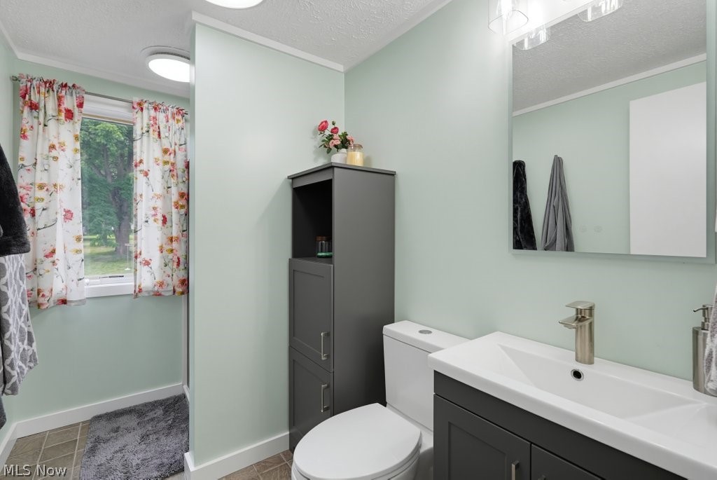 2350 Congo Street Akron OH 44305