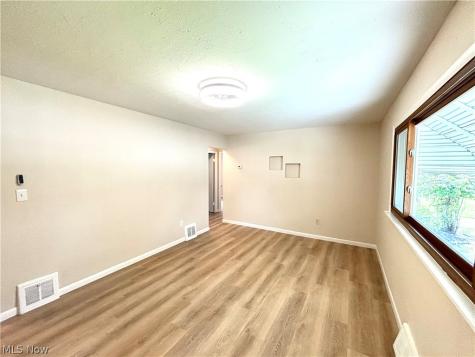 15460 Rademaker Drive Brook Park OH 44142