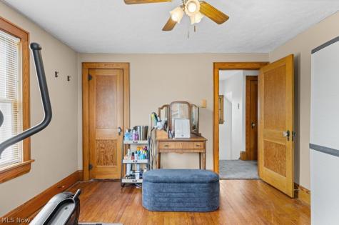 1392 Indianola Avenue Akron OH 44305