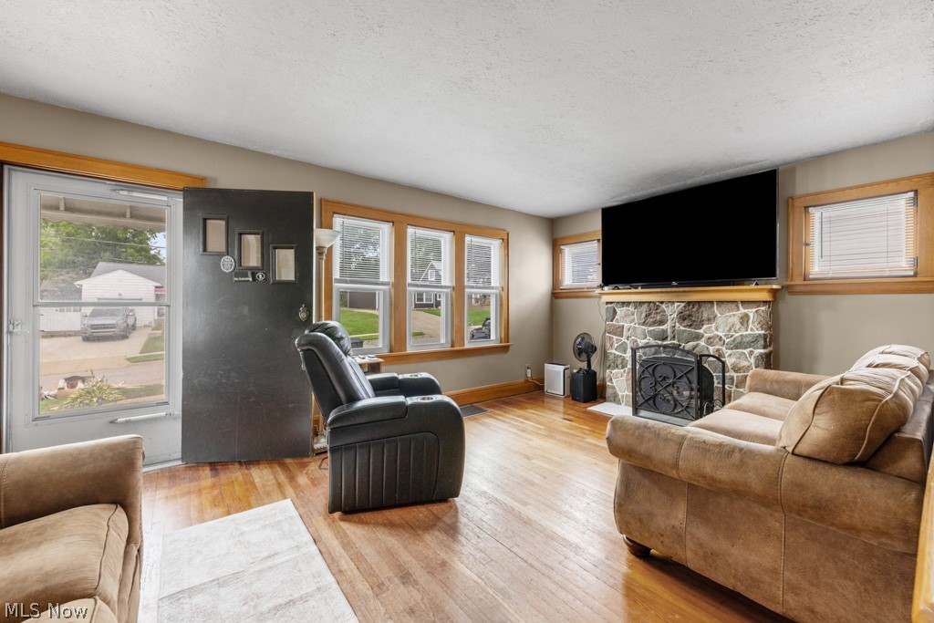 1392 Indianola Avenue Akron OH 44305