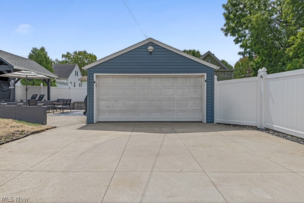 1392 Indianola Avenue Akron OH 44305