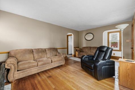 1392 Indianola Avenue Akron OH 44305