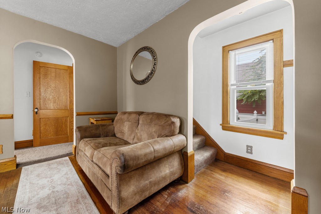 1392 Indianola Avenue Akron OH 44305