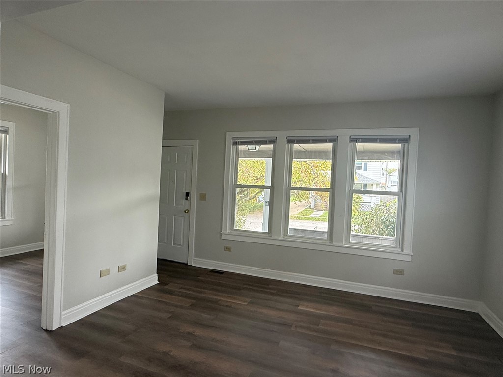 122 Bellfield Avenue Elyria OH 44035