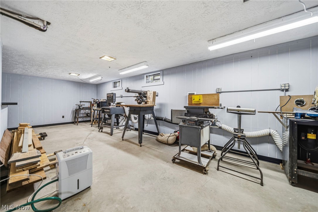 8451 Clay Street Montville OH 44064