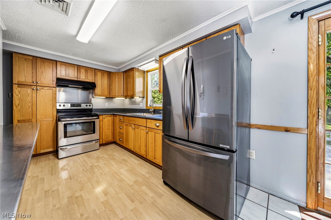 8451 Clay Street Montville OH 44064