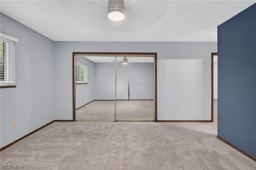 19029 Hunters Pointe Drive Strongsville OH 44136
