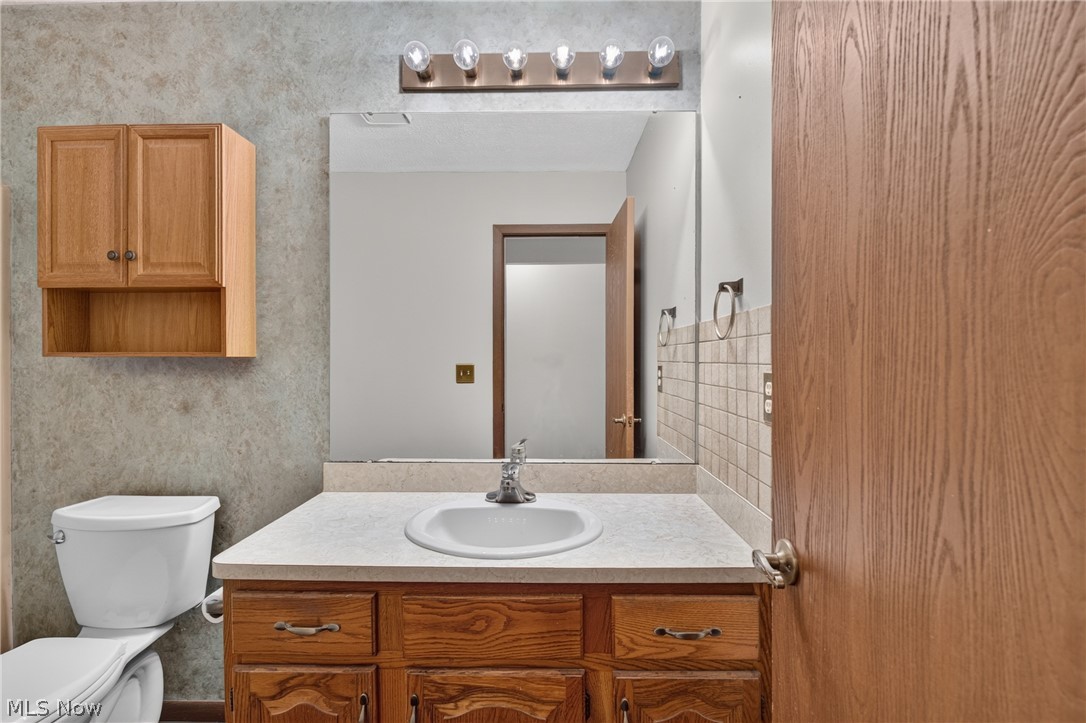 19029 Hunters Pointe Drive Strongsville OH 44136