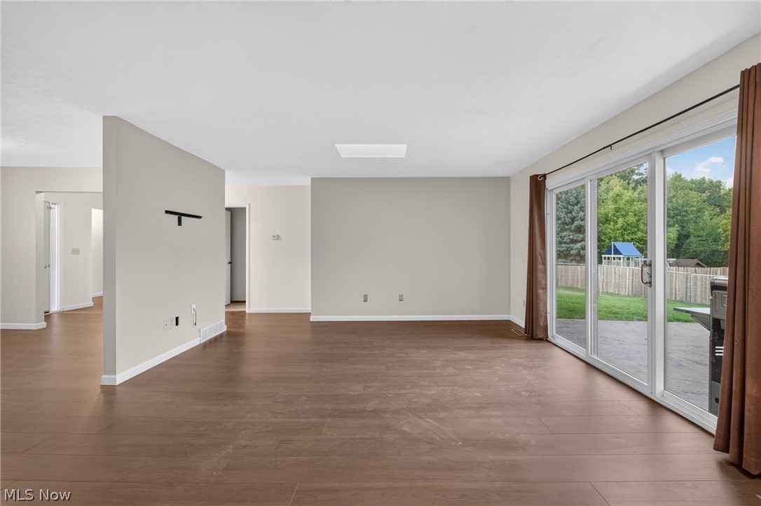 19029 Hunters Pointe Drive Strongsville OH 44136