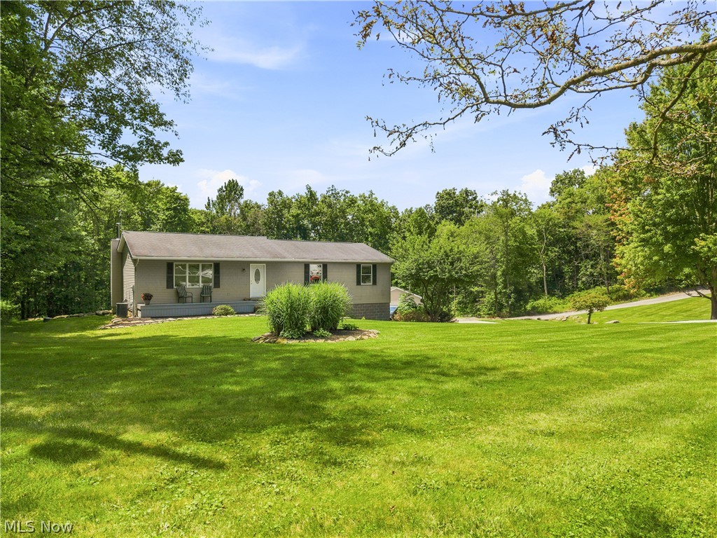 4190 Waynesburg Road NW Carrollton OH 44615