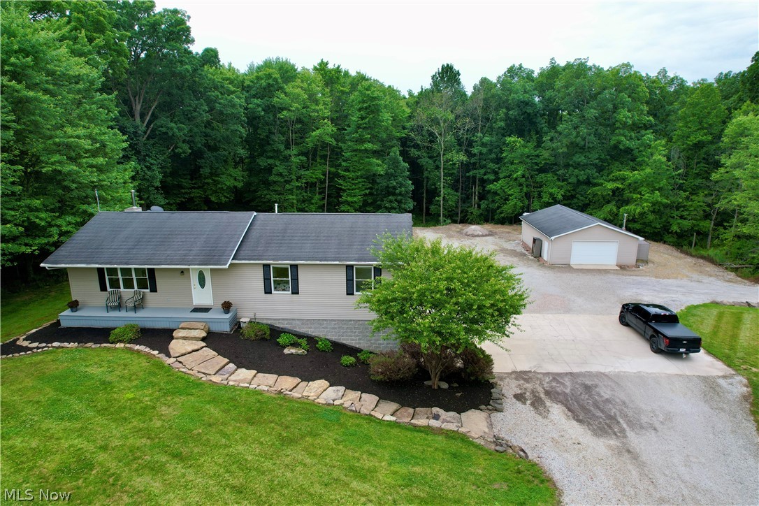 4190 Waynesburg Road NW Carrollton OH 44615