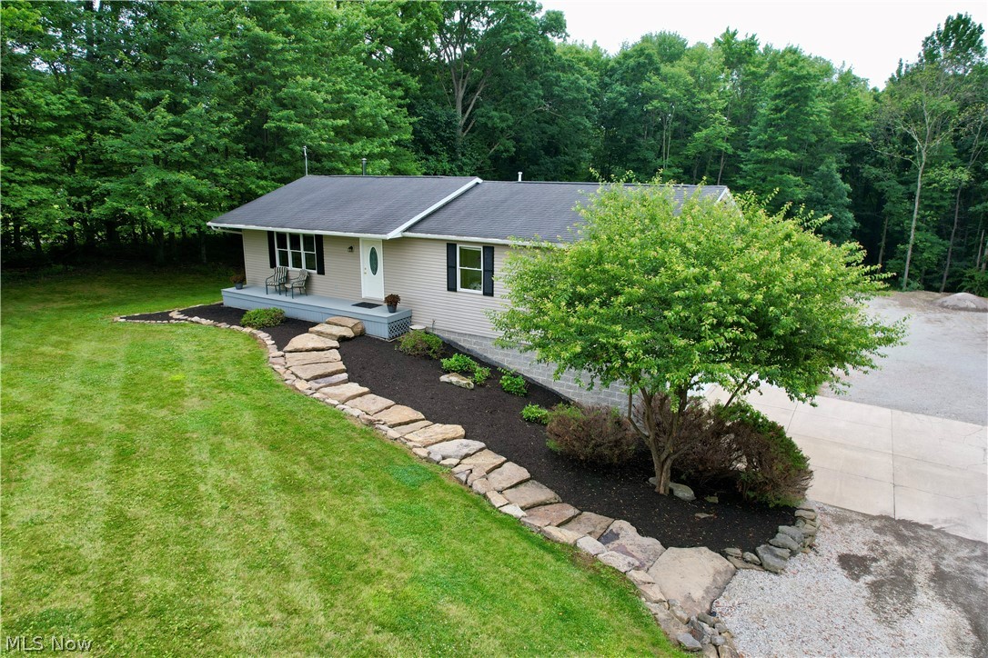 4190 Waynesburg Road NW Carrollton OH 44615