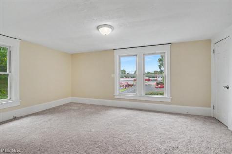 944 Redfern Avenue Akron OH 44314
