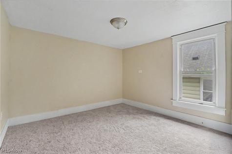 944 Redfern Avenue Akron OH 44314