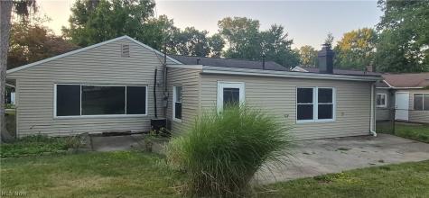 6417 Alderwood Road Parma Heights OH 44130