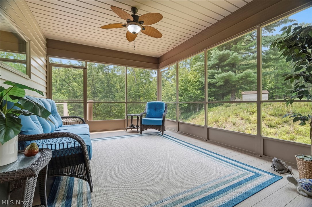 4922 Chase Road SE Carrollton OH 44615