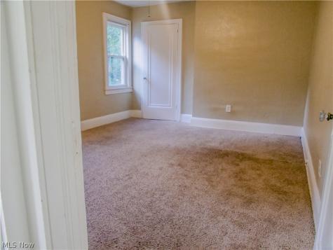 723 Grifton Avenue Akron OH 44305